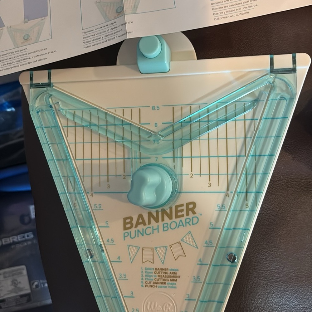 We R Memory Keepers Banner Punch Board